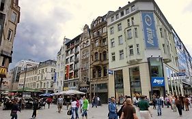 Hotel Expo Frankfurt City Centre - Self Check-In